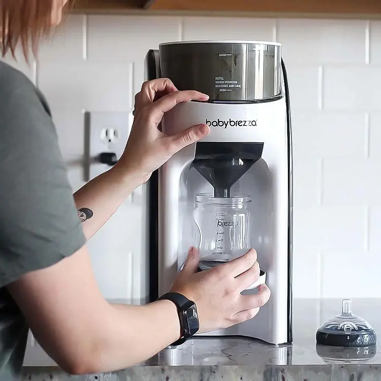 Baby Brezza Formula Dispenser Machine